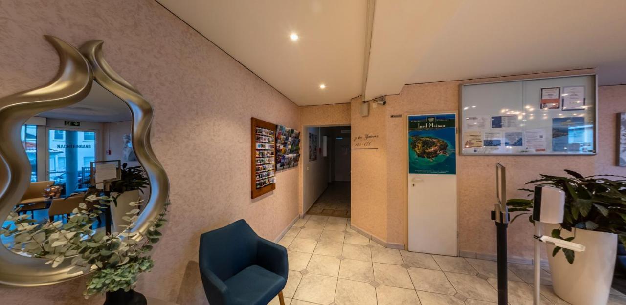 Hotel Loewen Меккенбойрен Экстерьер фото